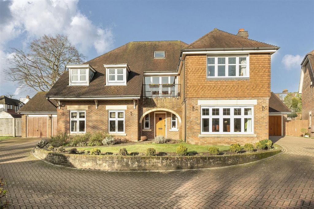 Additional image 5 of 5 bed detached house for saleChipstead Way, Banstead SM7