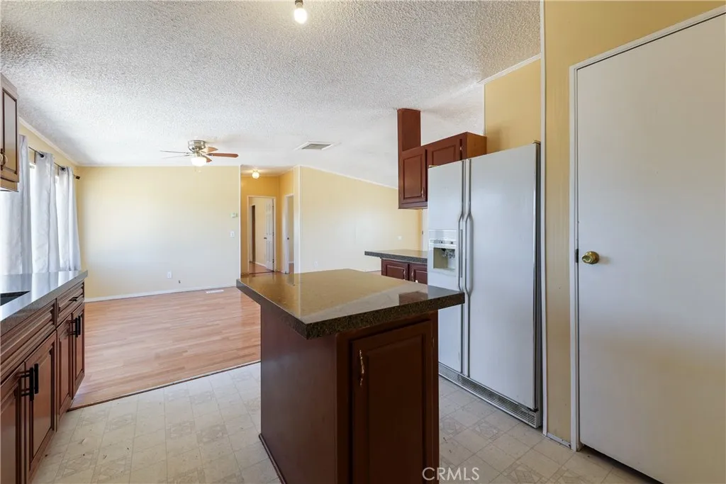 Additional image 8 of 8195 Alta Mesa Road, Oak Hills, CA 92344