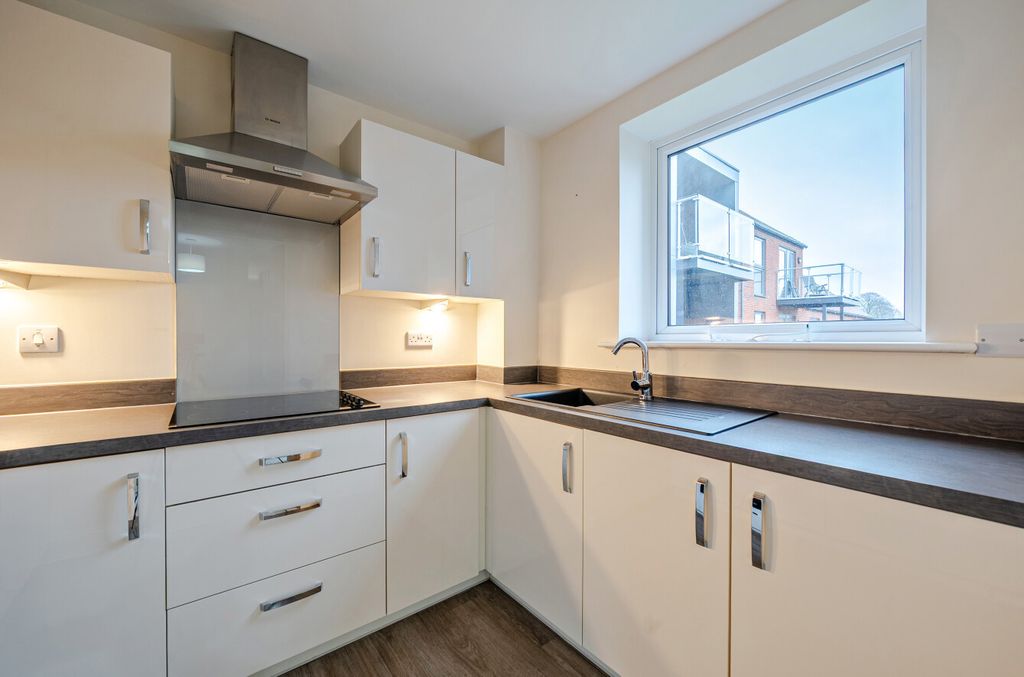 Additional image 5 of 1 bed flat for saleWayfarer Place, The Dean, Alresford, Hampshire SO24