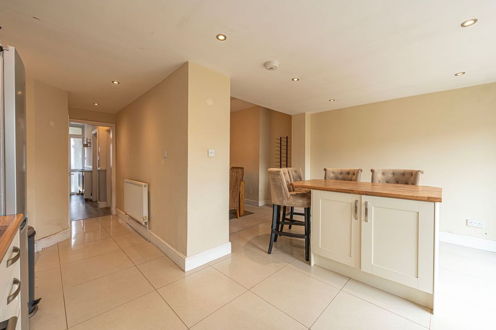 Additional image 8 of 3 bed terraced house for saleBroadwalk, Caerleon NP18