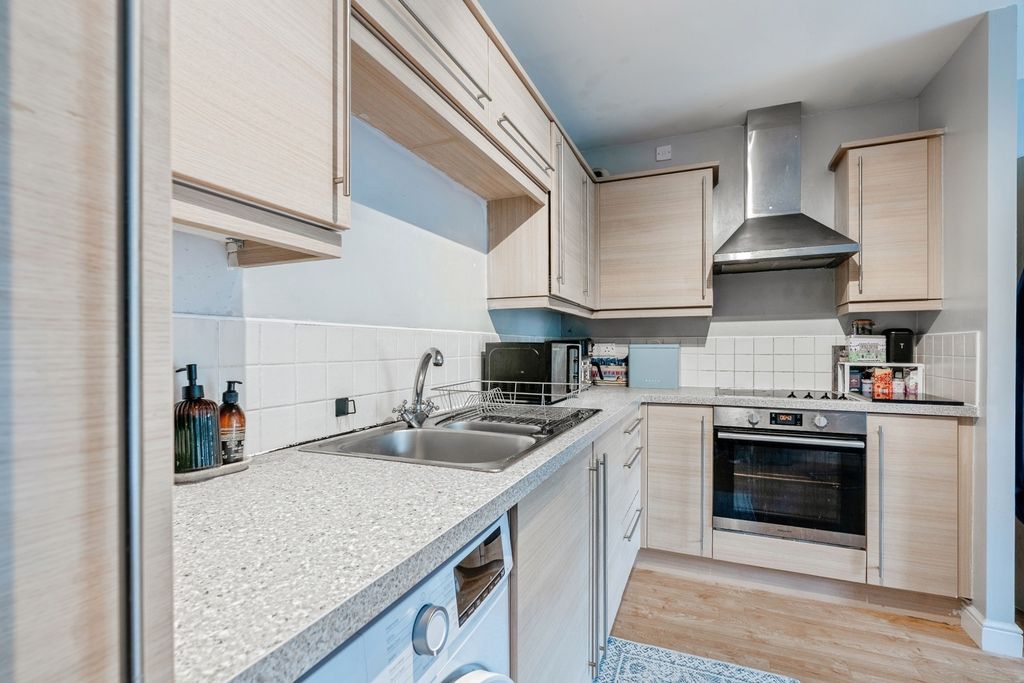 Additional image 10 of 2 bed flat for saleClough Gardens, Haslingden, Rossendale, Lancashire BB4