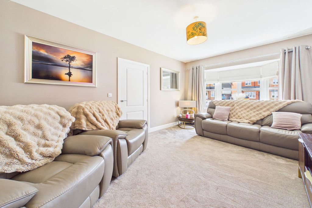 Additional image 3 of 4 bed detached house for saleWillowburn Avenue, Motherwell ML1