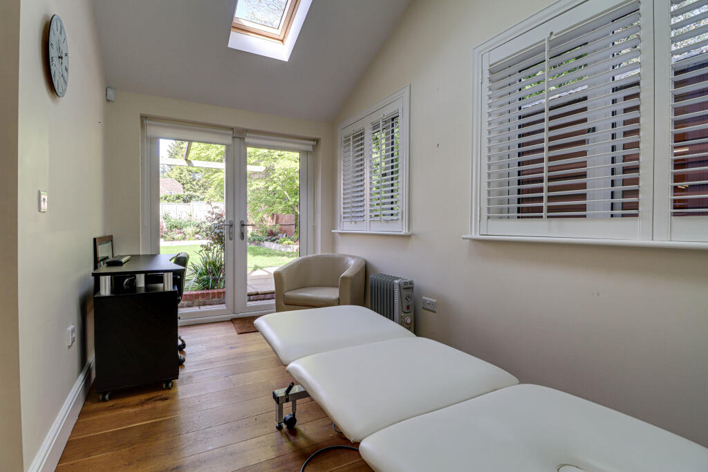Additional image 16 of Halifax Close, Bricket Wood, St. Albans, AL2