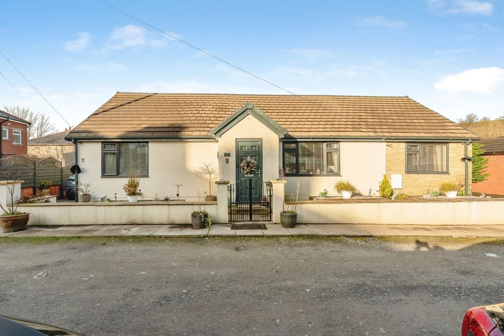 Additional image 24 of 5 bed bungalow for saleGlenborough Avenue, Bacup, Lancashire OL13