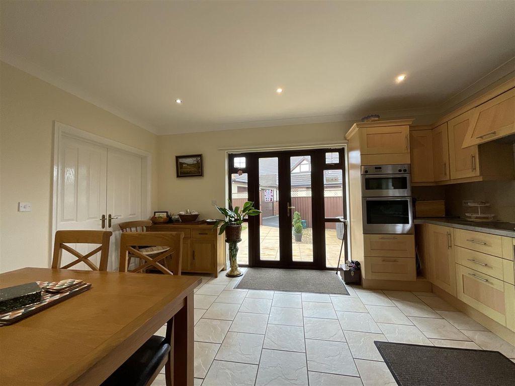 Additional image 13 of 4 bed detached bungalow for saleYr Hafod, Saron, Ammanford SA18