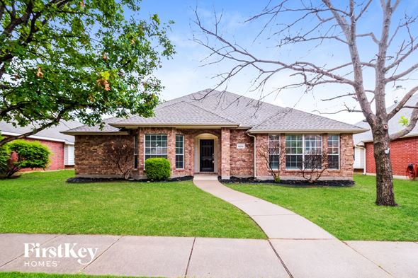 1233 Logan Drive, Lewisville, TX, 75077