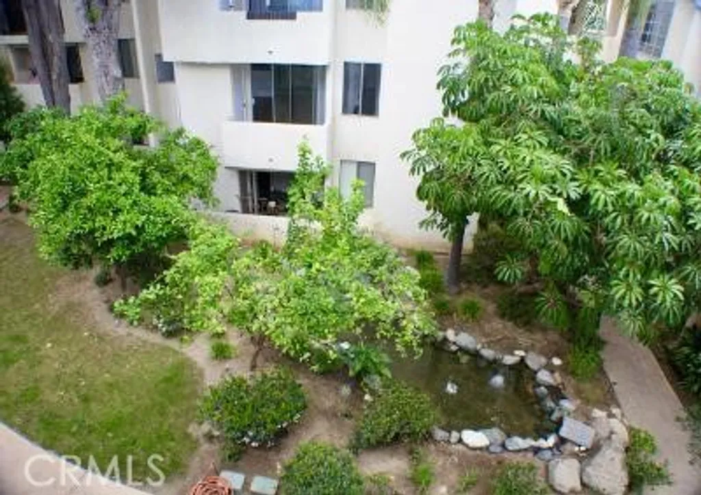 Additional image 11 of 5325 Newcastle Ave Unit 322, Encino, CA 91316
