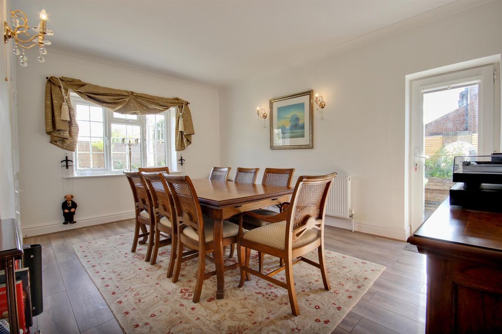 Additional image 8 of 4 bed detached house for saleChurch Road, Beverley HU17