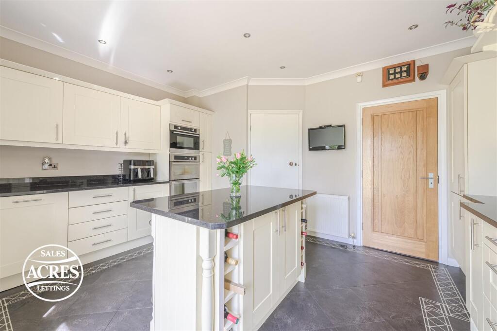 Additional image 8 of Pilkington Avenue, Sutton Coldfield