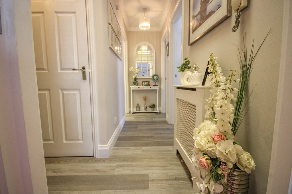 Additional image 2 of 2 bed flat for saleVictoria Street, St Helier JE2