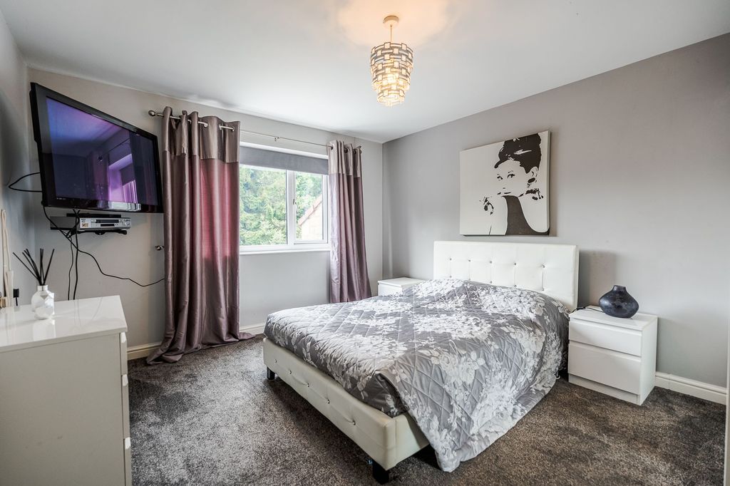 Additional image 22 of 6 bed detached house for saleLea Road, Batley WF17