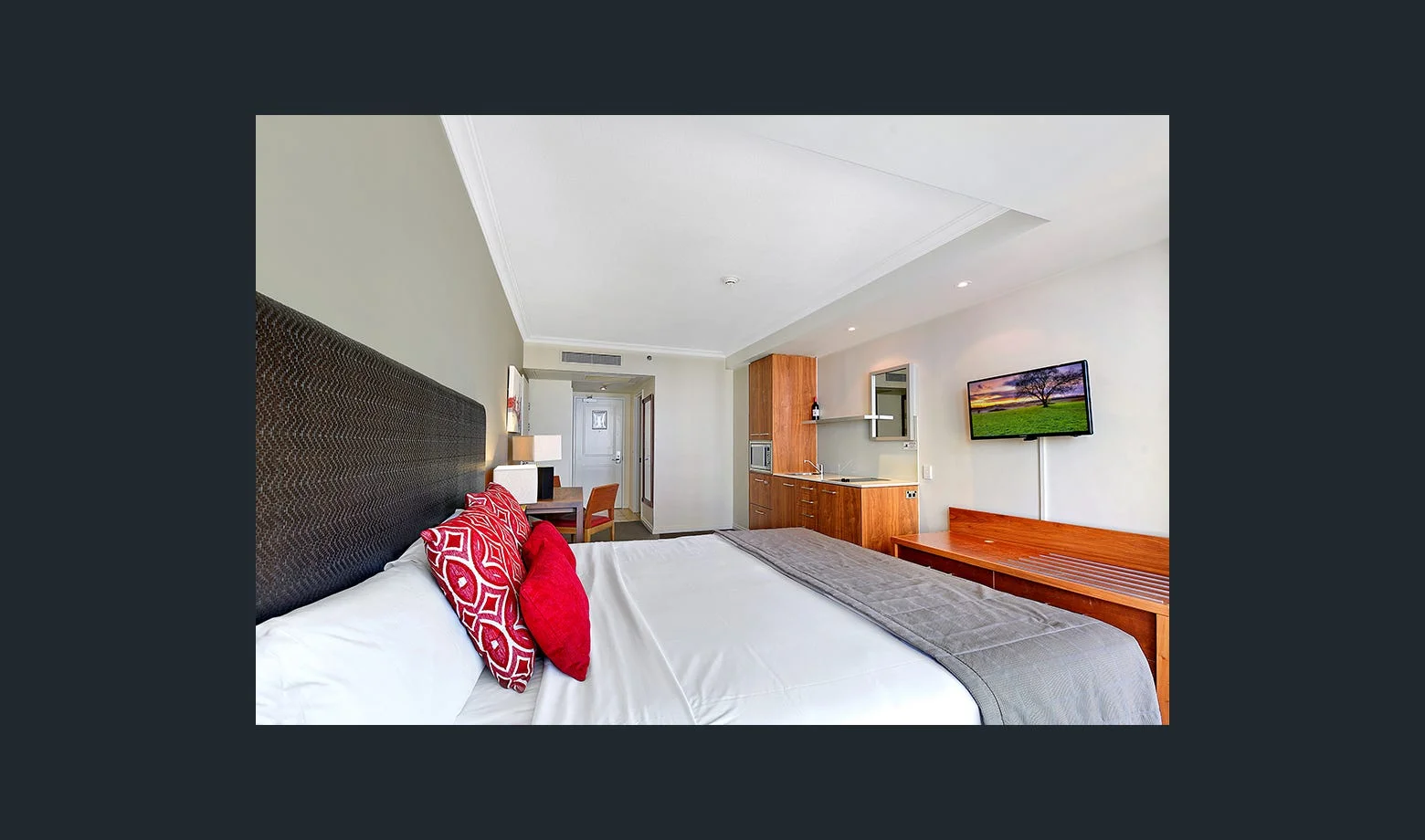 Additional image 4 of 615/25 Laycock Street, Surfers Paradise QLD 4217