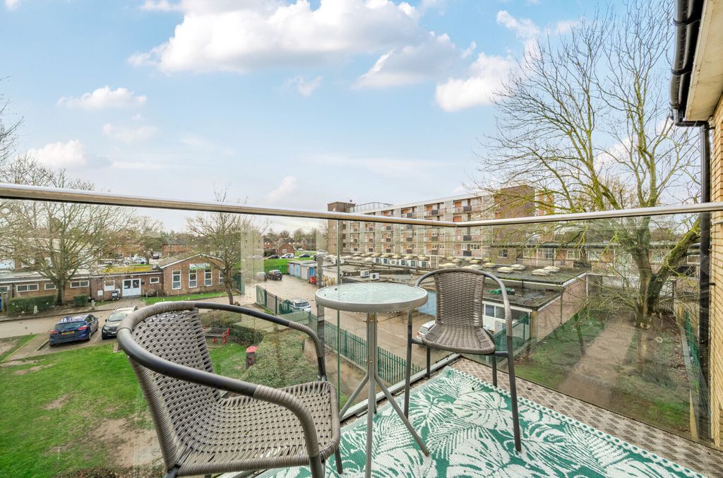 Additional image 3 of 1 bed flat for salePark View Court, Pelican Way, Letchworth Garden City SG6
