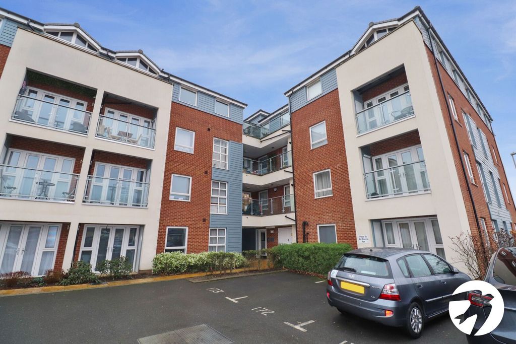 Additional image 14 of 2 bed flat for saleMorris Drive, Belvedere DA17