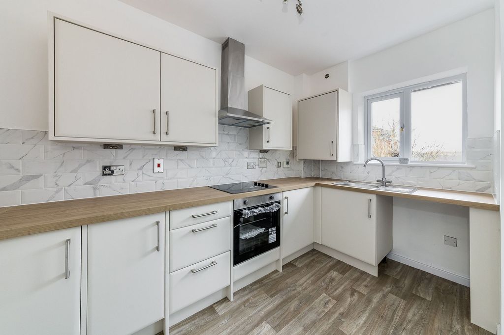 Additional image 9 of 2 bed flat for salePenlon Place, Abingdon OX14