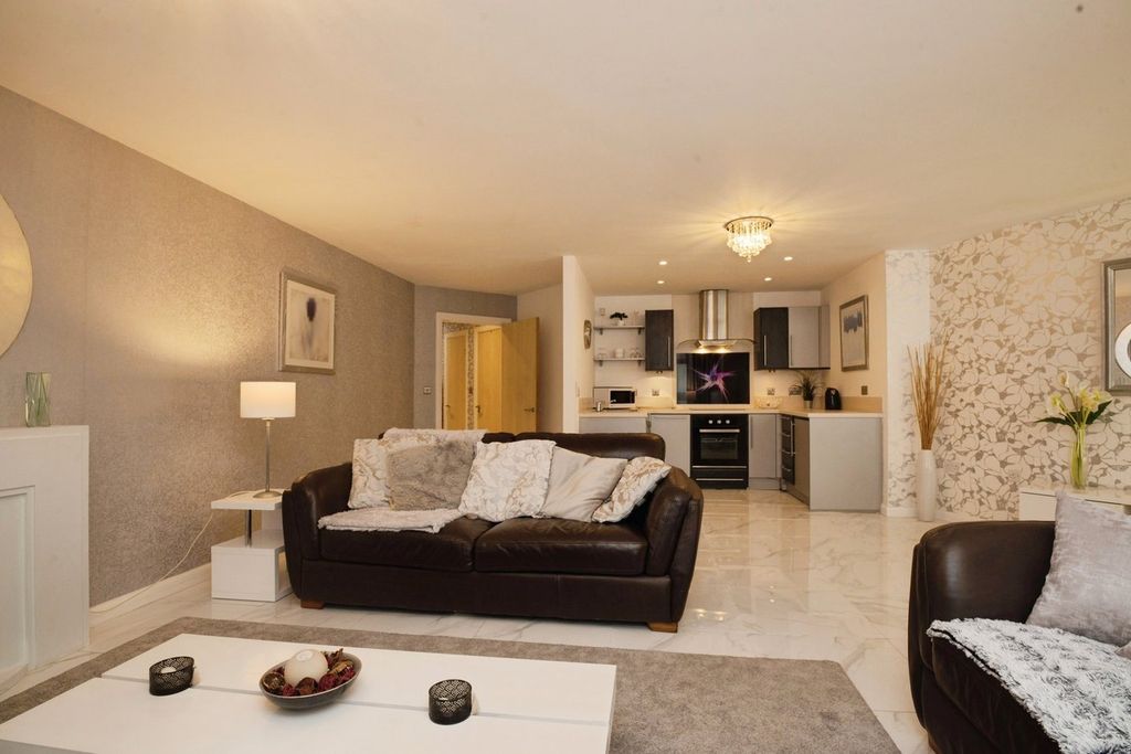 Additional image 3 of 1 bed flat for saleChurchill Way, Cardiff CF10