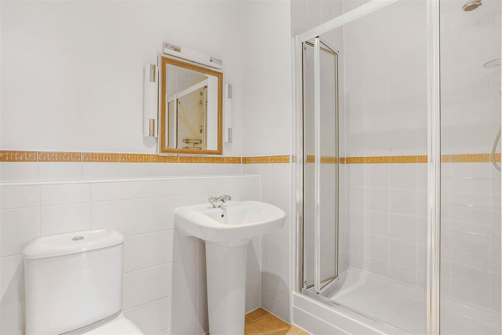 Additional image 11 of 2 bed flat for saleThe Tracery, Banstead SM7