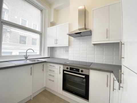 Praed Street, Paddington, London W2