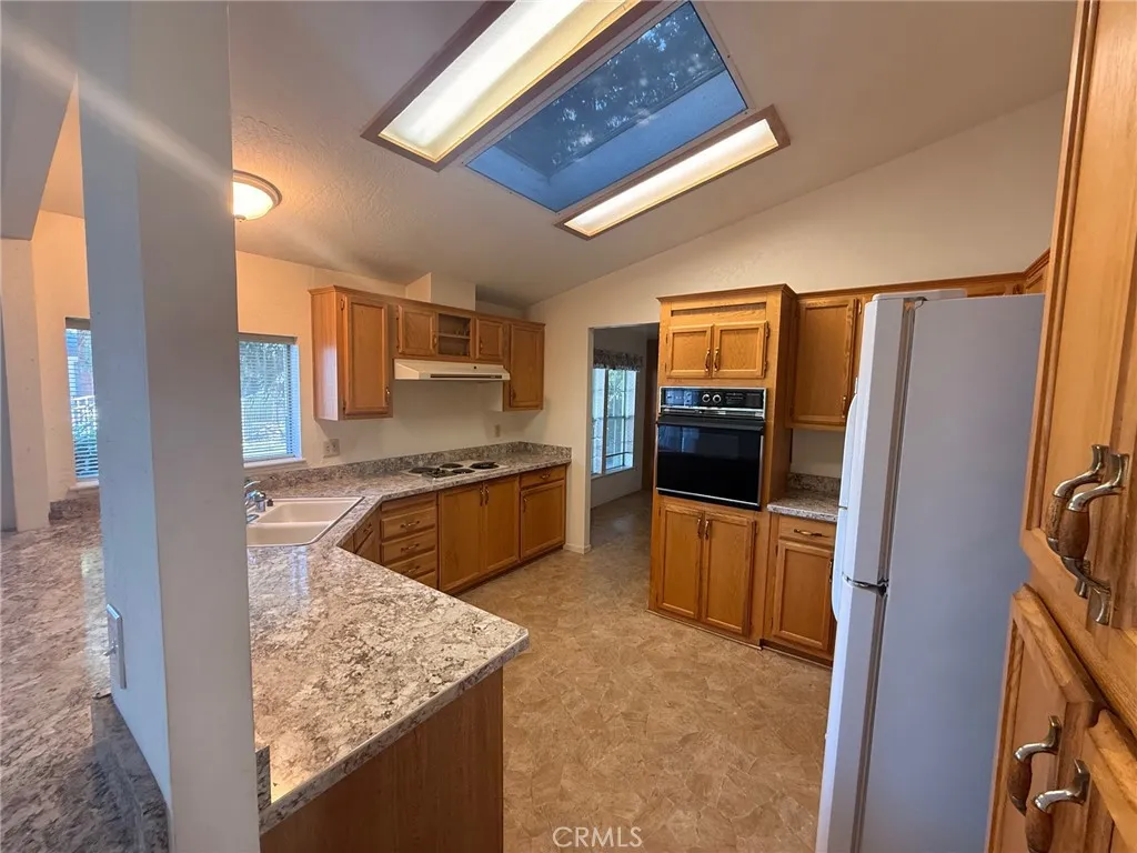 Additional image 5 of 2050 Springfield Dr, Chico, CA 95928
