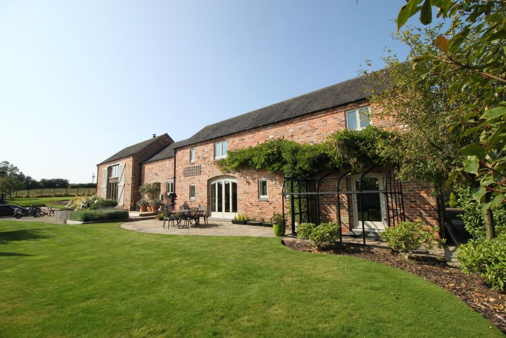 Additional image 3 of 4 bed barn conversion for saleHigh Street, Castle Donington DE74