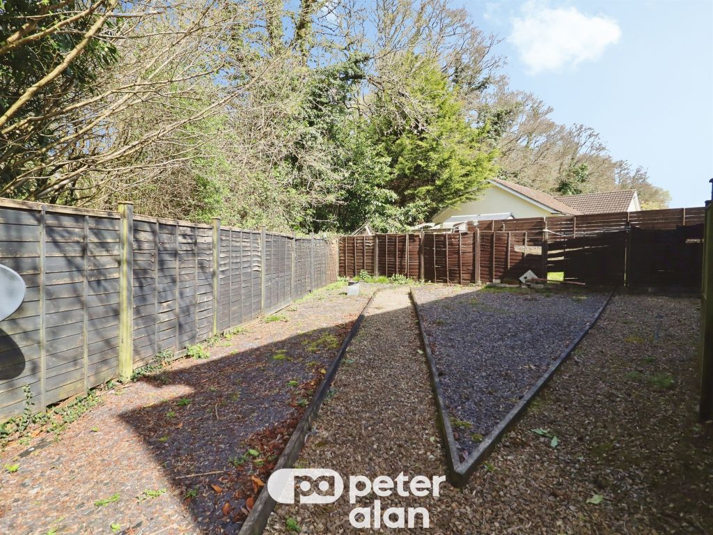 Additional image 3 of 2 bed flat for saleRhydypenau Road, Cyncoed, Cardiff CF23
