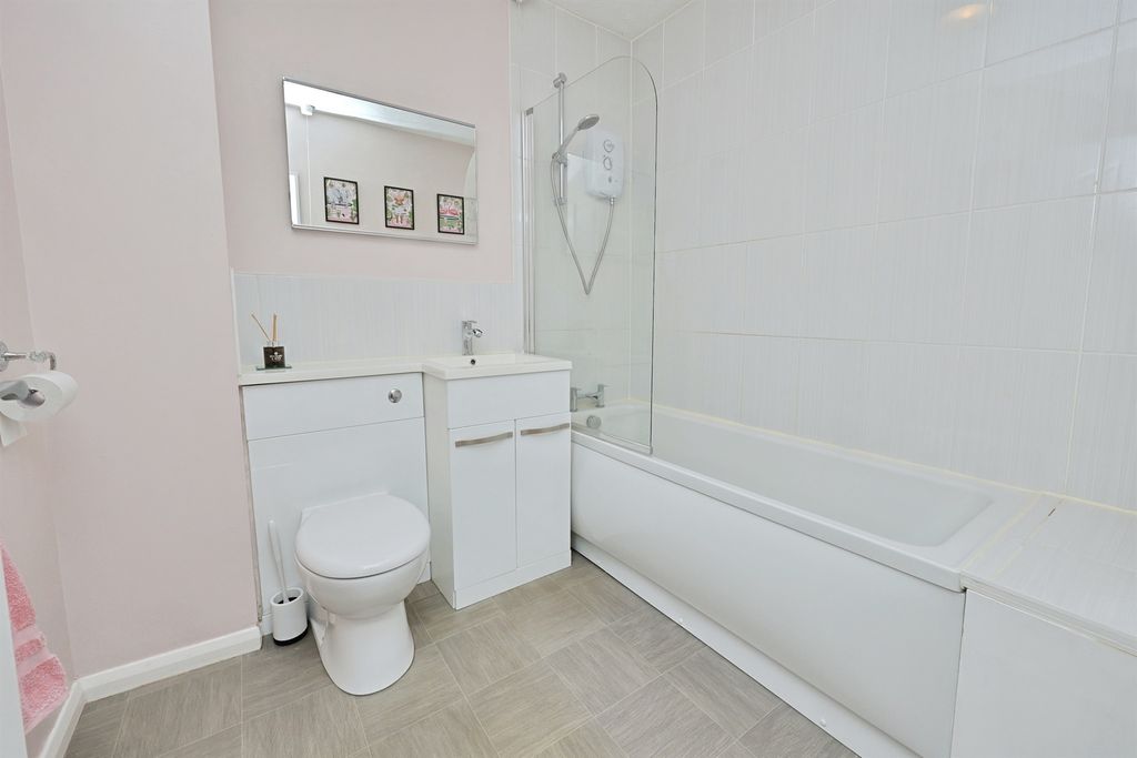 Additional image 9 of 2 bed flat for saleChapel Street, Shipdham, Thetford IP25