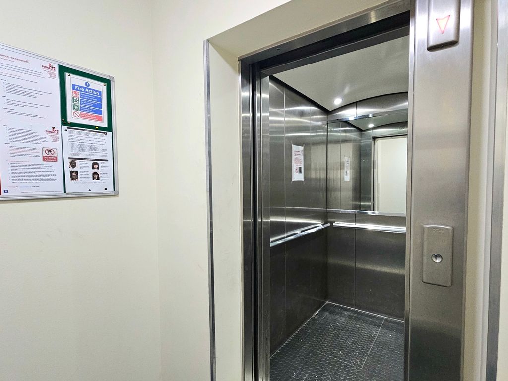 Additional image 19 of 2 bed flat for saleOriental Road, Woking GU22