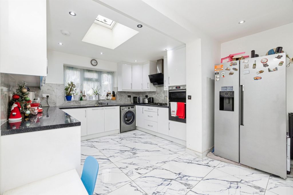 Additional image 4 of 3 bed terraced house for saleFairfield Avenue, Watford WD19