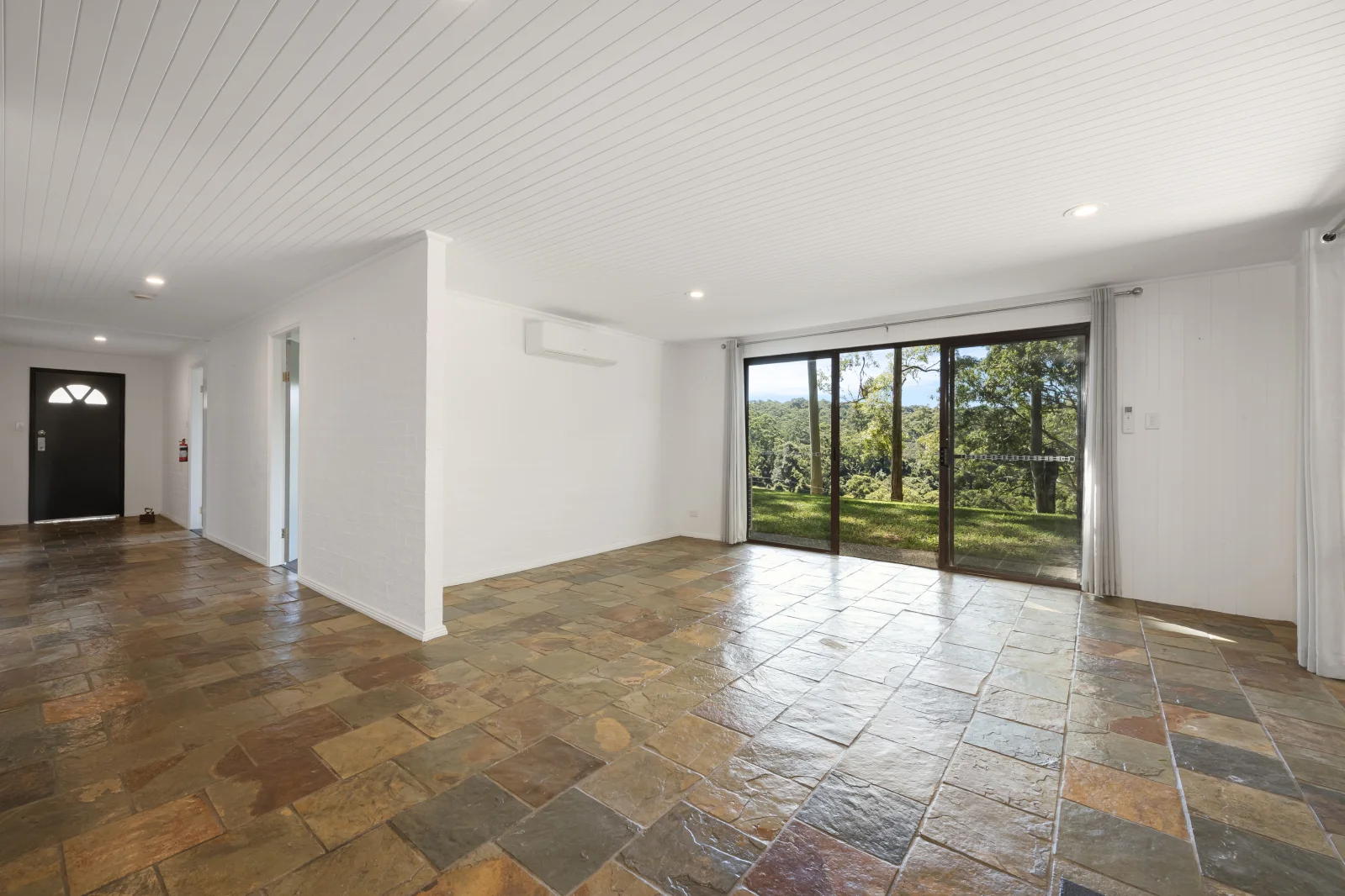 Additional image 5 of 1/340 The Ridgeway, Lisarow NSW 2250