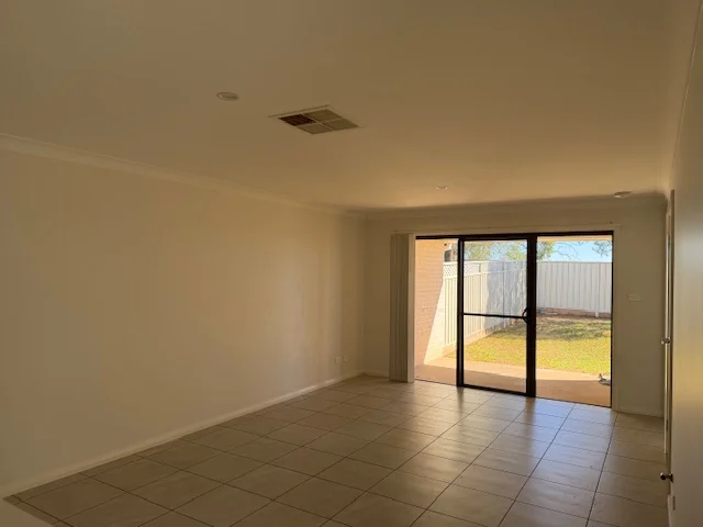 Additional image 6 of 55 Champagne Drive, Dubbo NSW 2830