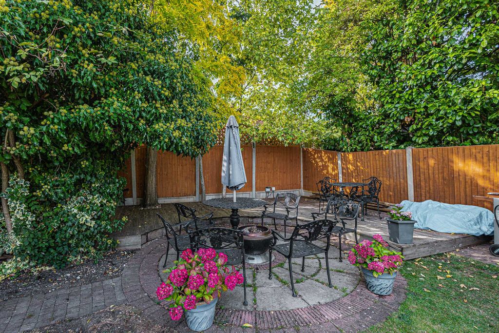 Additional image 44 of 5 bed detached house for saleHigh Road, Benfleet SS7