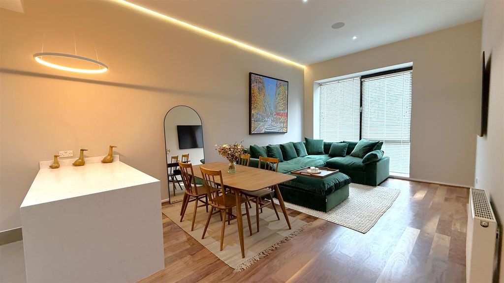 Additional image 3 of 2 bed flat for saleThe Franklin, Bournville Lane, Birmingham B30
