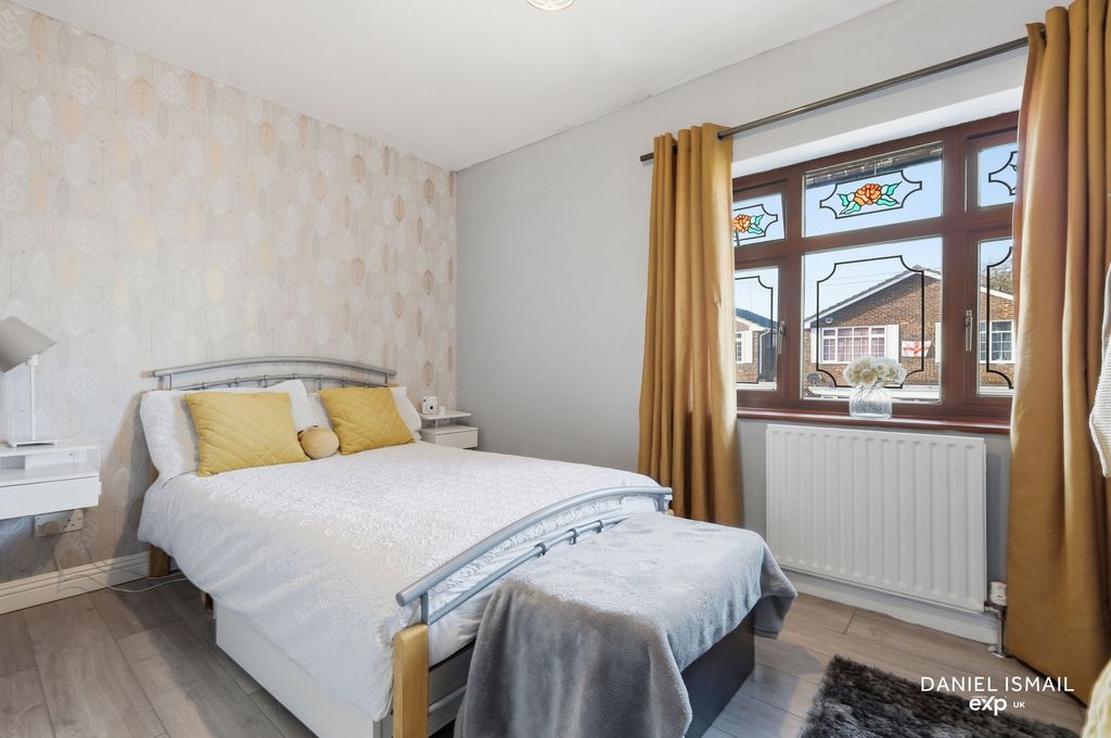 Additional image 33 of 8 bed detached house for saleWelbeck Drive, Langdon Hills, Basildon SS16