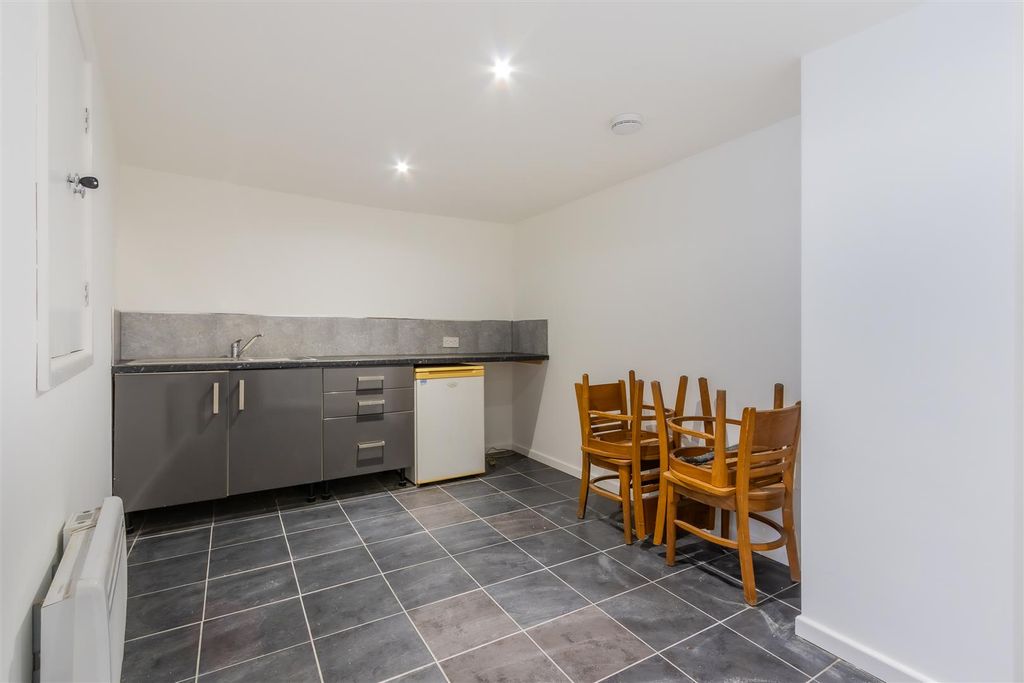 Additional image 20 of 4 bed property for saleLower Cathedral Road, Riverside, Cardiff CF11