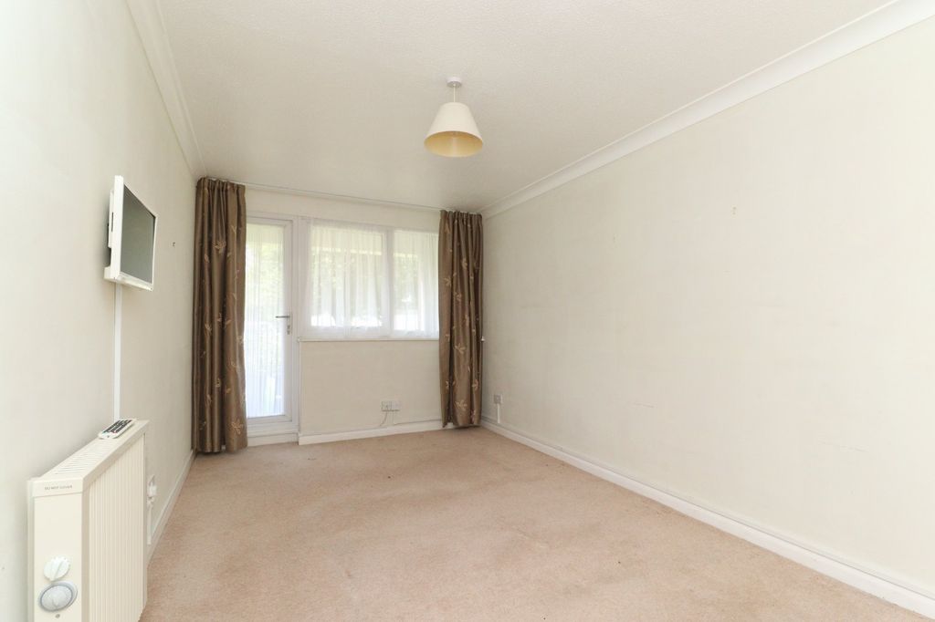 Additional image 7 of 2 bed flat for saleLyell Road, Birchington, Kent CT7