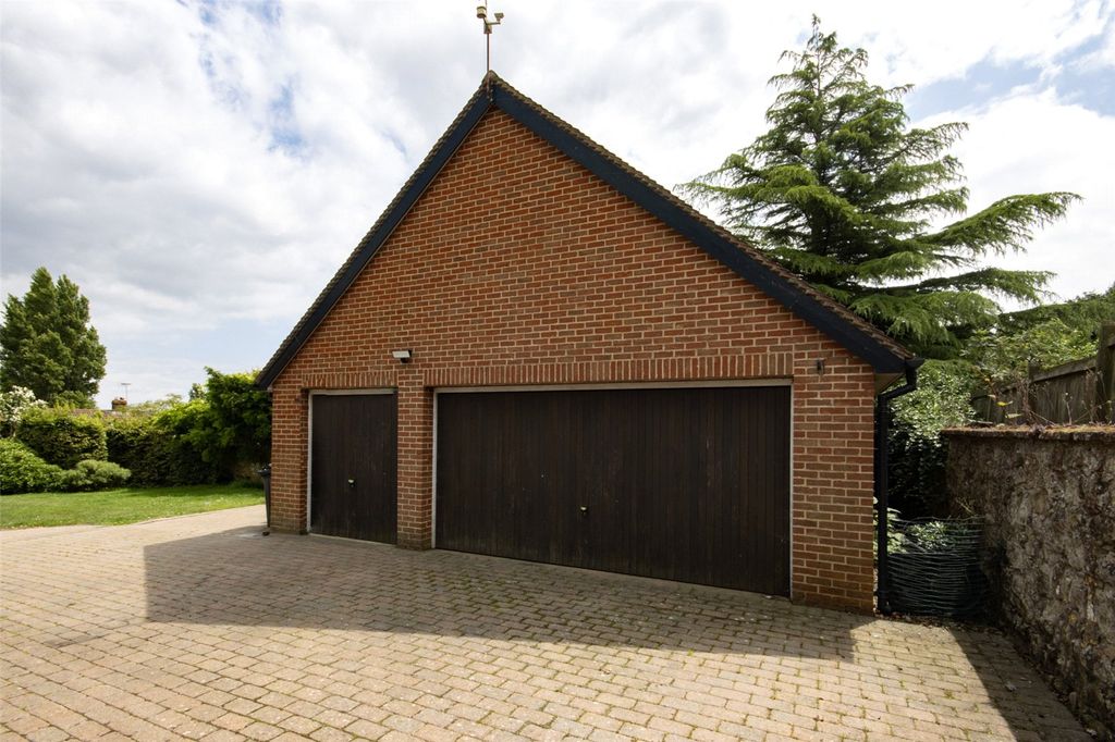 Additional image 14 of 6 bed detached house for saleThe Street, Great Chart, Ashford, Kent TN23