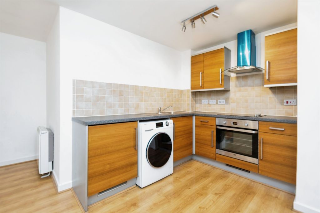 Additional image 2 of 1 bed flat for saleBirds Hill, Letchworth Garden City SG6