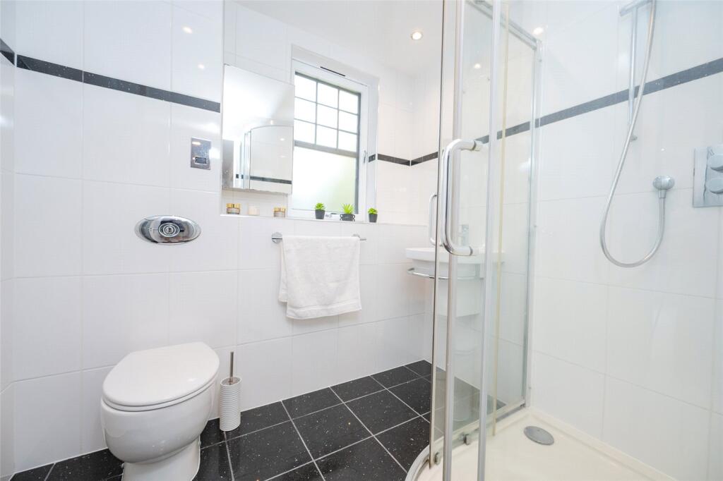 Additional image 13 of Flat 2, 1 Netherby House, Netherby Road, Cults, Aberdeen, AB15 9HL