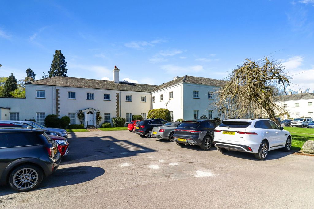 Additional image 25 of 2 bed flat for saleShardeloes, Missenden Road, Amersham HP7