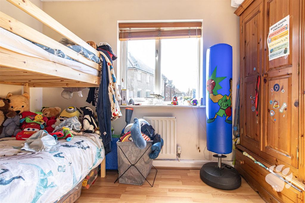 Additional image 10 of 2 bed flat for saleHandleys Court, Noak Bridge SS15