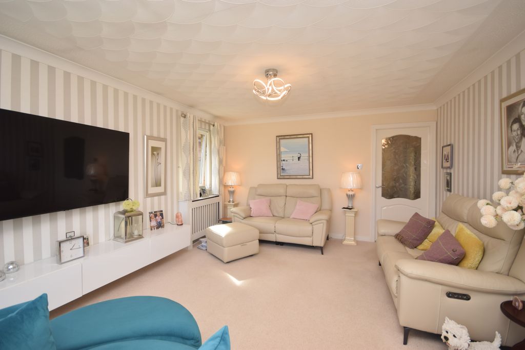 Additional image 6 of 3 bed detached bungalow for saleCherrylea, Auchterarder PH3