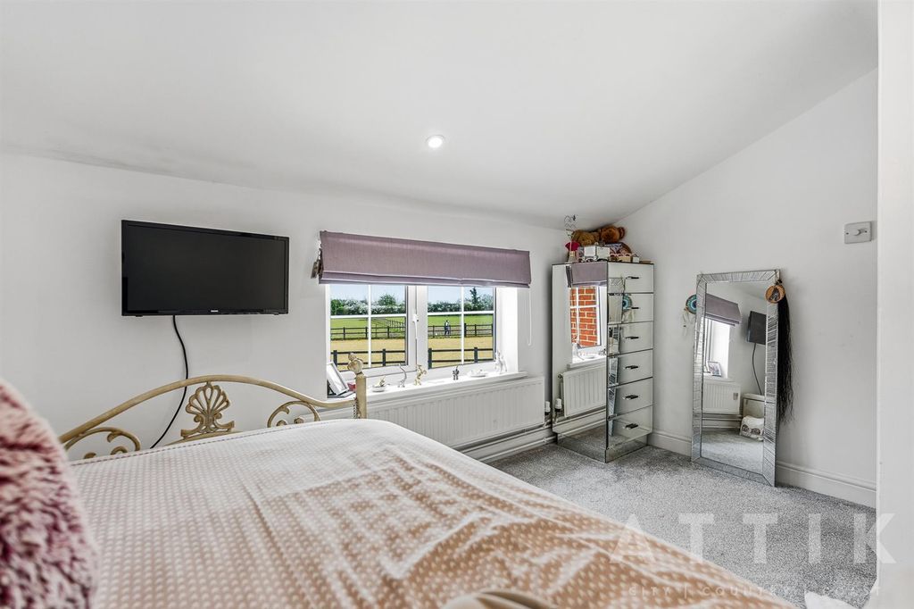 Additional image 47 of 5 bed equestrian for saleBarnaby Green, Wangford, Beccles NR34