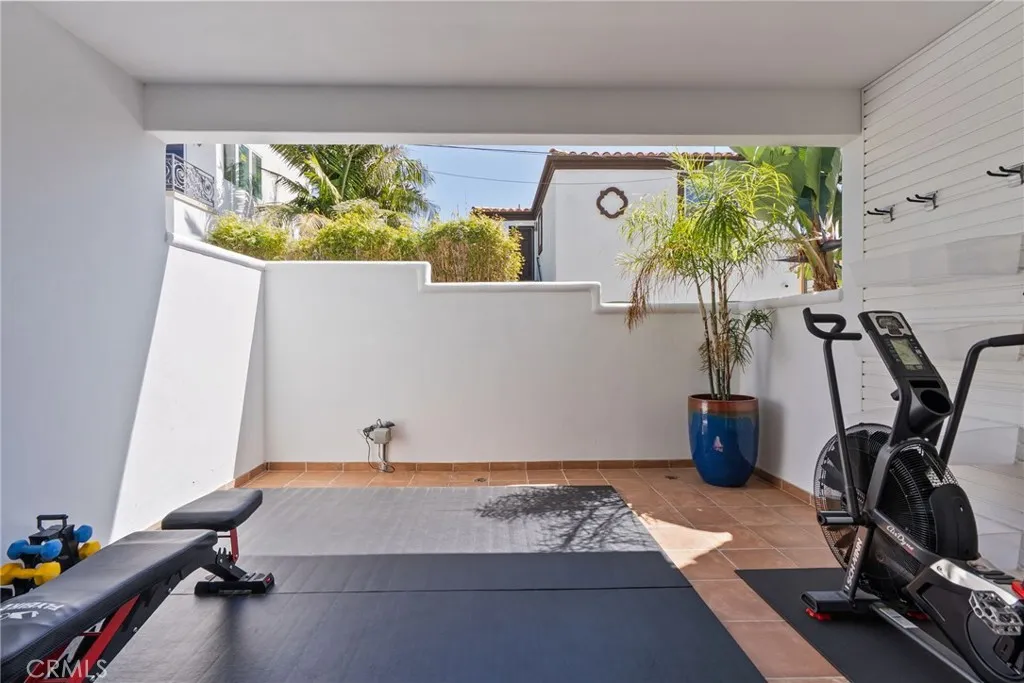 Additional image 71 of 720 Manhattan Beach Blvd, Manhattan Beach, CA 90266