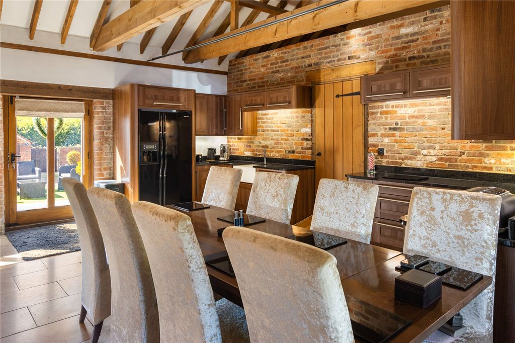 Additional image 10 of 5 bed bungalow for saleLincoln Road, Welton Le Wold, Louth, Lincolnshire LN11