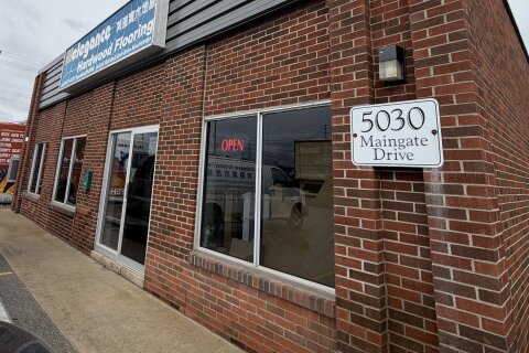 Additional image 2 of 5030 Maingate Drive, Mississauga, ON, L4W 1X5