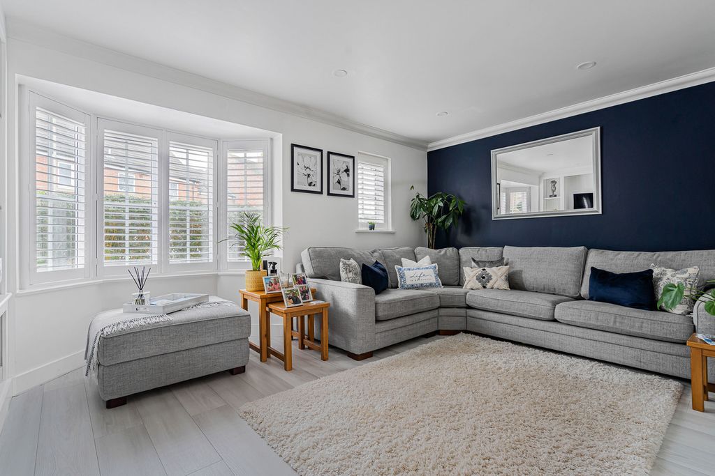 Additional image 5 of 4 bed detached house for saleCorncrake Way, Bicester OX26