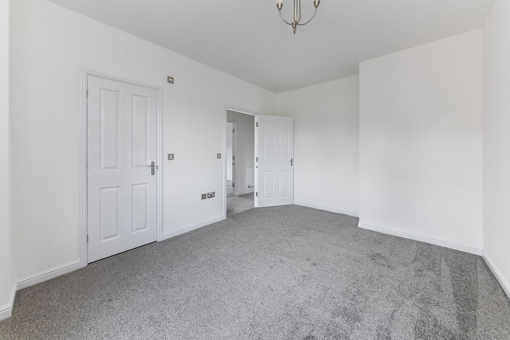 Additional image 5 of 2 bed flat for salePenlon Place, Abingdon OX14