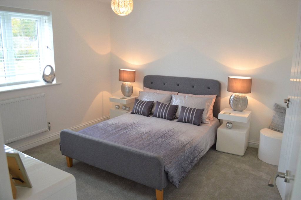 Additional image 6 of 4 bed detached house for saleSelborne Park, 35 Thistledown Road, Alton GU34