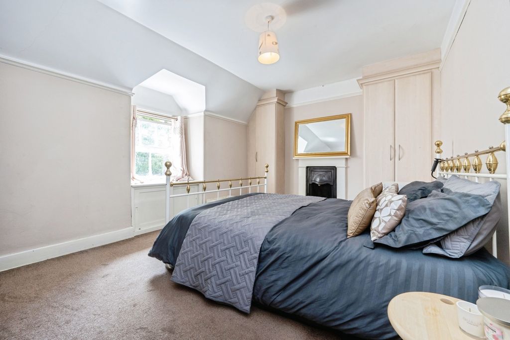 Additional image 22 of 11 bed detached house for saleLansdowne Road, Bedford, Bedfordshire MK40