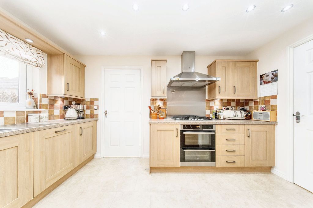 Additional image 9 of 4 bed detached house for saleRussell Drive, Bathgate EH48